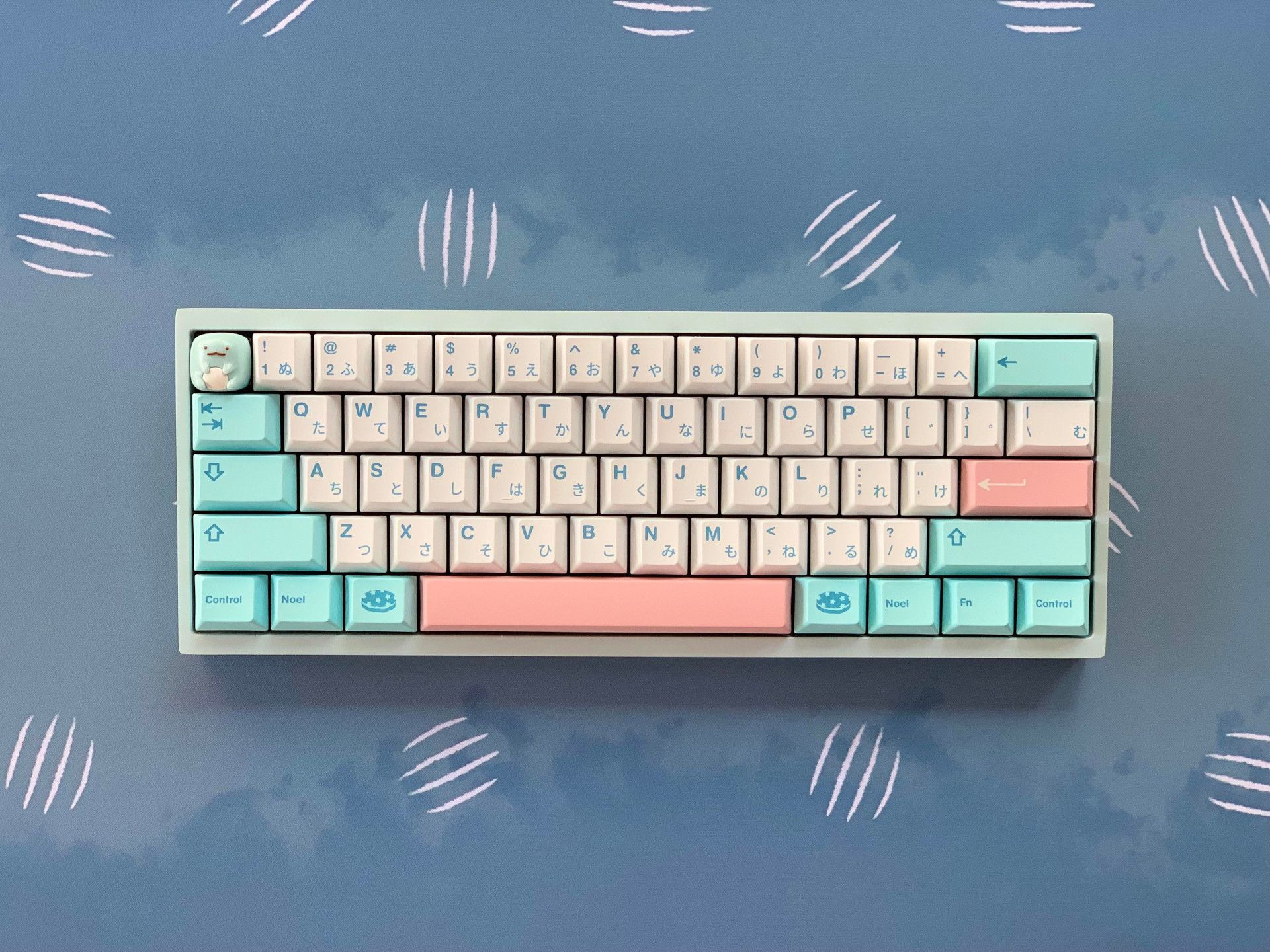 The blue sky Bakeneko60 with NicePBT Noel. ☺️