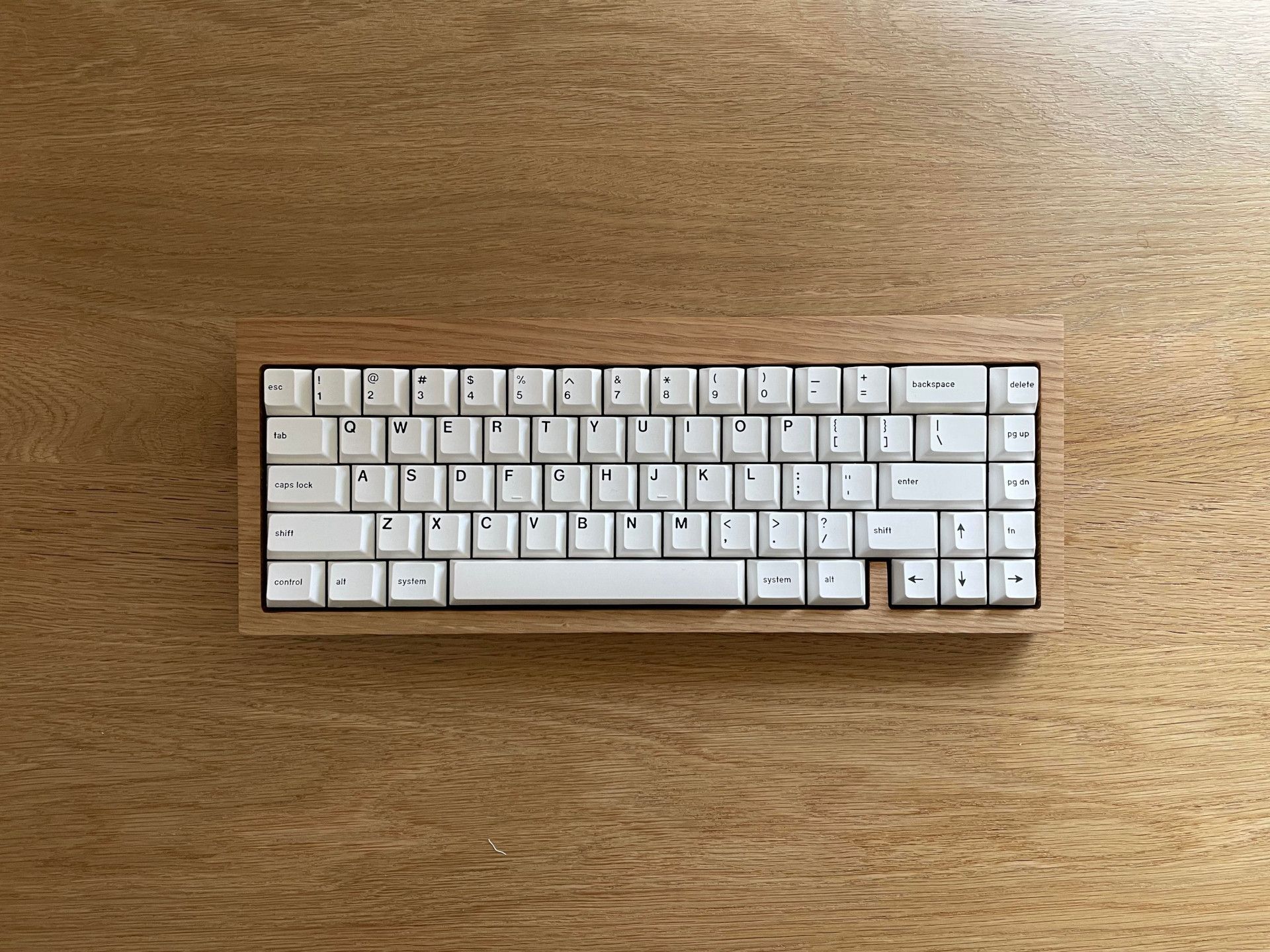 Custom Design White Oak 65% Wireless Keyboard