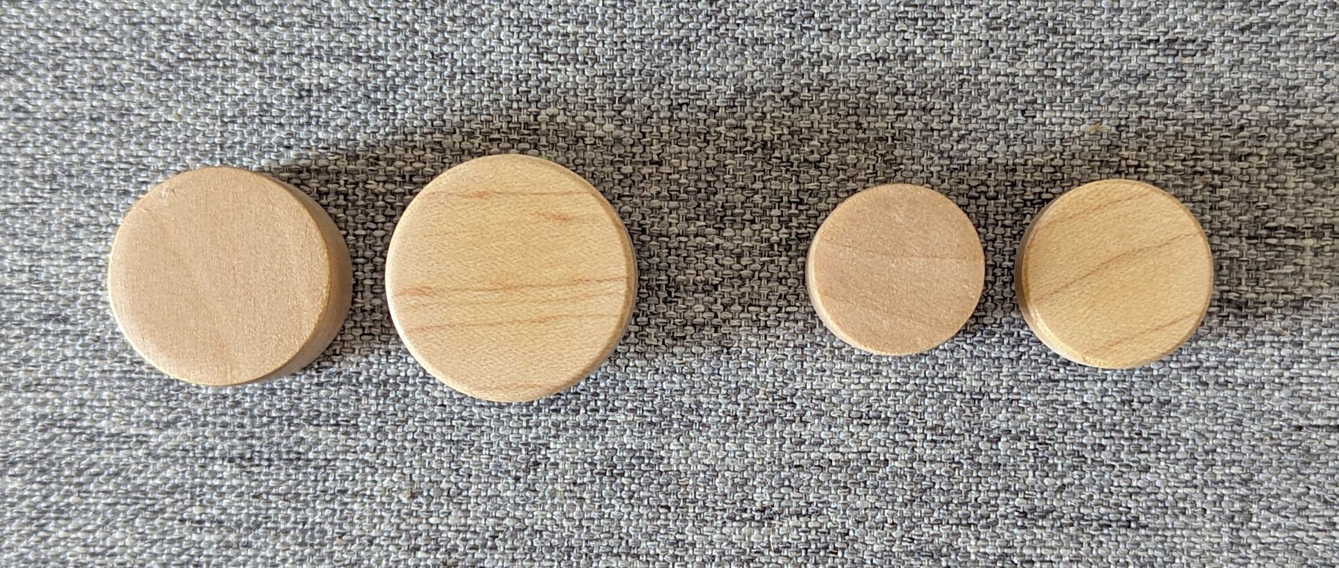 Zensai 65 by shoonie: knobs comparison, top